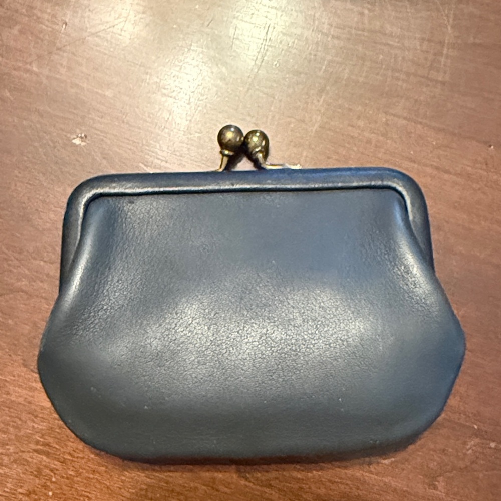 Vintage Coach Black Leather Key & Card Holder - Picture 2 of 4
